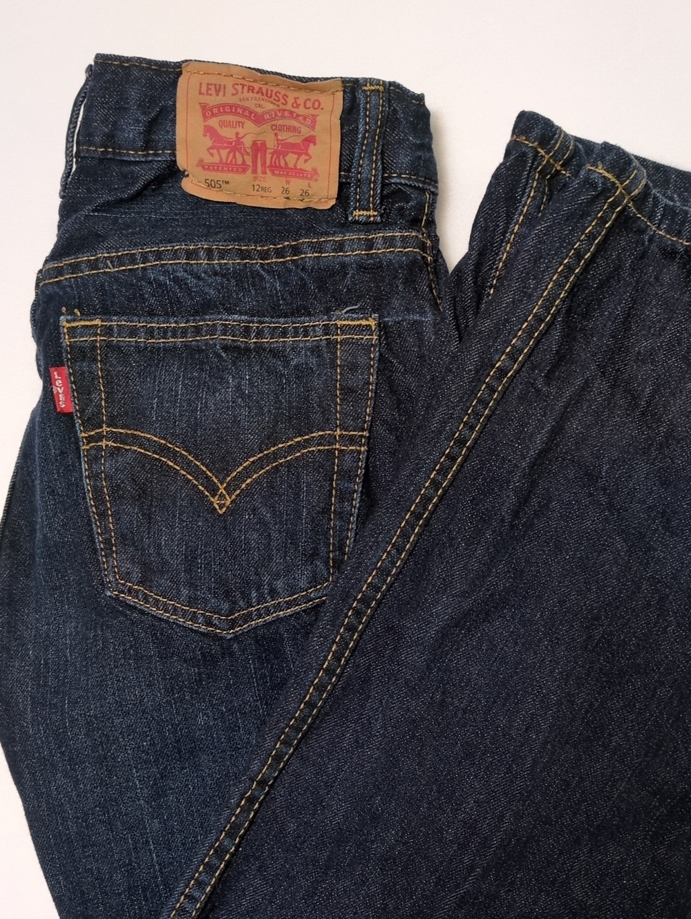 ​Levi's 505 Regular Fit Jeans Dark Wash  Boys Kids Size 12 Reg 26x26 Adjustable